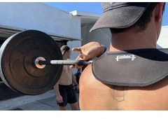 Clavicle protection pad